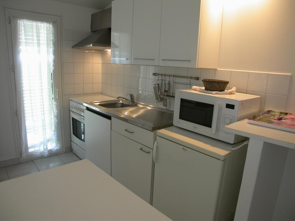 Apartments La Madeleine Awinion Pokój zdjęcie