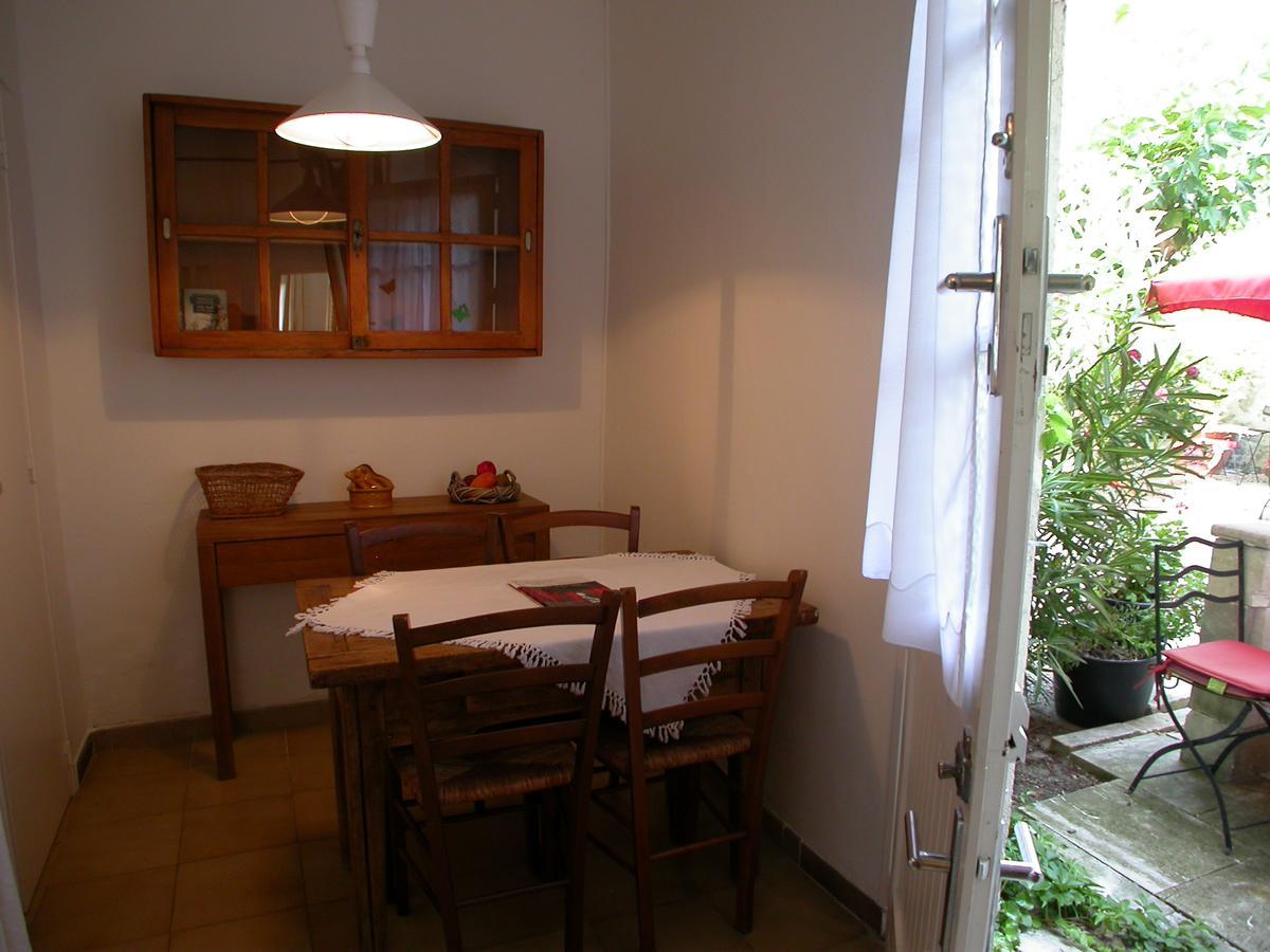 Apartments La Madeleine Awinion Zewnętrze zdjęcie