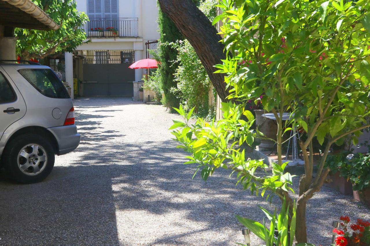 Apartments La Madeleine Awinion Zewnętrze zdjęcie